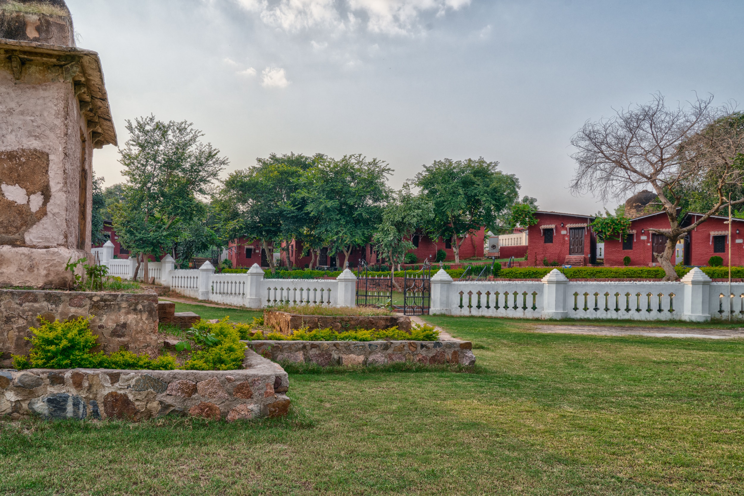 Bundelkhand Riverside - Tap to explore photos