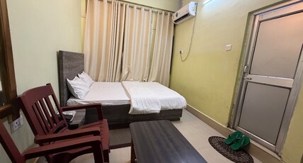 Paaying Regancy Room Type - Premium Deluxe Room