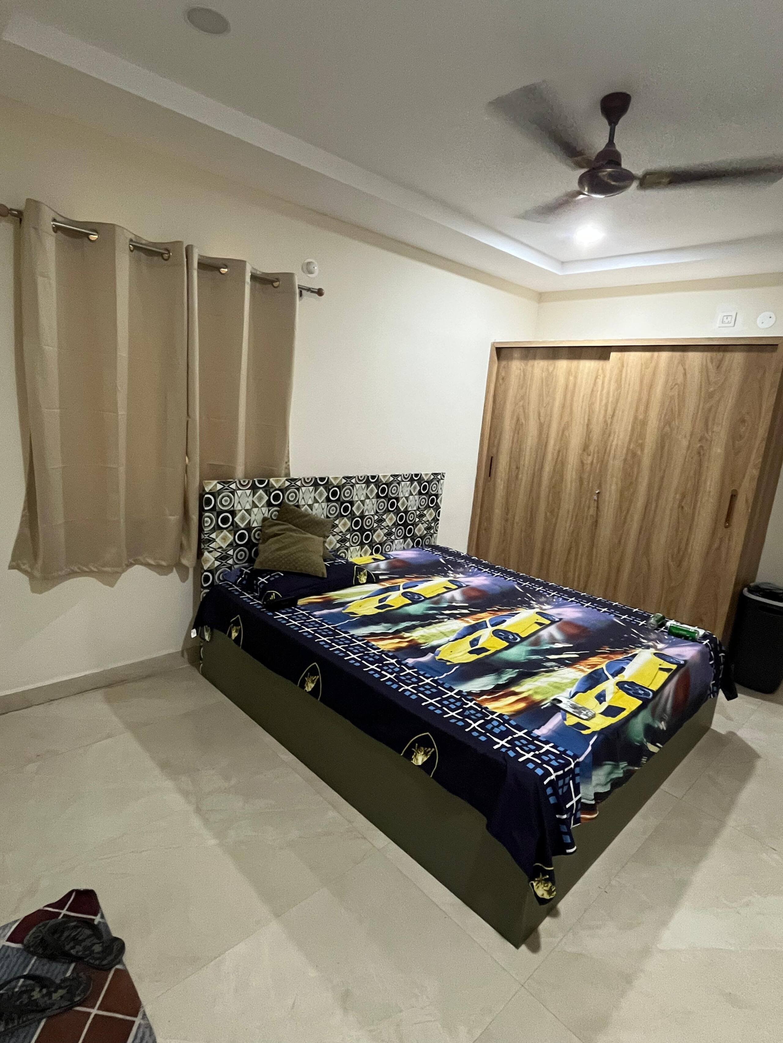 3BHK Apartment in Hitec City - Tap to explore photos