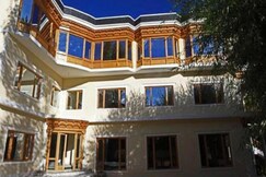 Hotel Karakoram