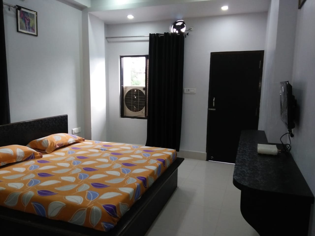 Hotel Omkar - Tap to explore photos