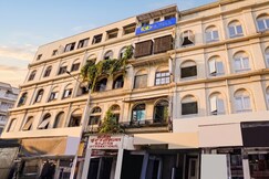 FabHotel Blue Light