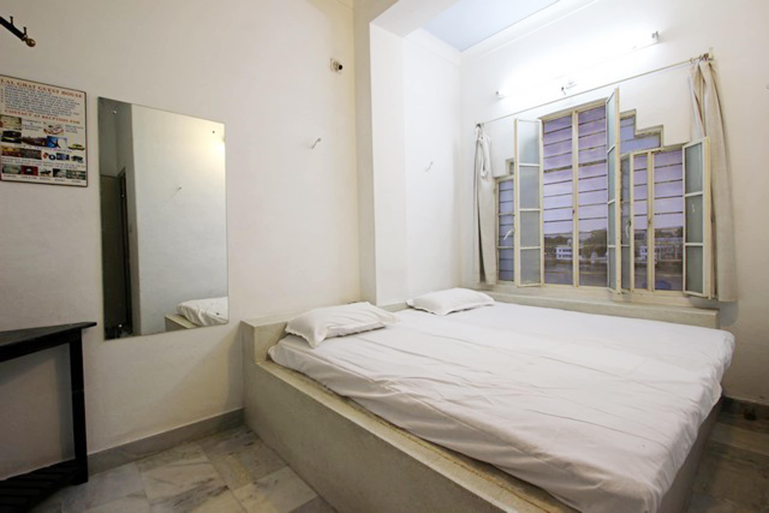 lalghat guest house - Tap to explore photos