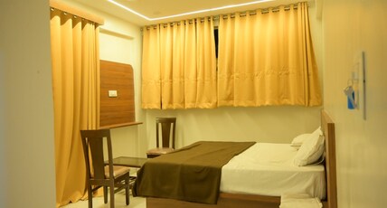 Hotel Amruta Room Type - Deluxe Non AC Room