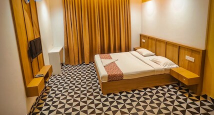 The Girassol Serviced Villa | Rooms & Suites Room Type - Deluxe AC