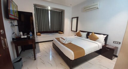Rajgarh Heritage | Swimming Pool | Rooms & Restaurant | Resort in Kumbhalgarh. Room Type - Super Deluxe Room