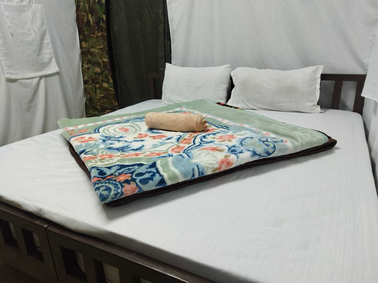 Hotel O Camp World - Tap to explore photos