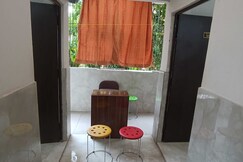 Hotel O DEV DARSHAN PAYING GUEST HOUSE