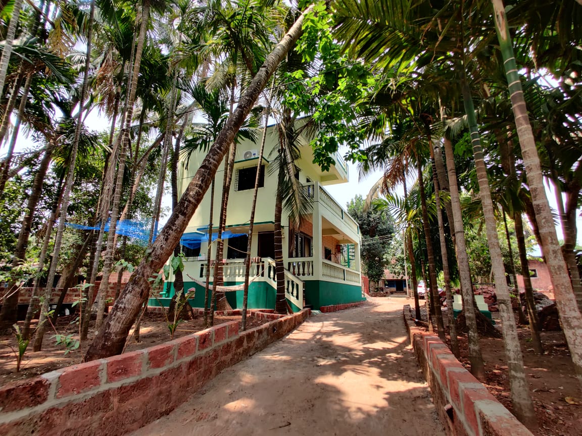 RAMA NIWAS BEACH HOME STAY - Tap to explore photos