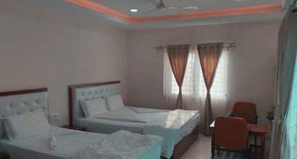 Sambhrama Residency Room Type - 3 Bedded Deluxe AC