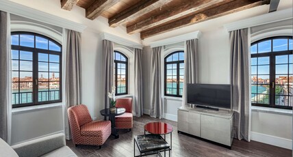 Hilton Molino Stucky Venice Room Type - MOLINO TOWER SUITE