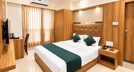 Hotel BKC Garden- Near US Embassy BKC Room Type - Deluxe Double Room Hotel BKC Garden- Near US Embassy BKC Room Type - Deluxe Double Room