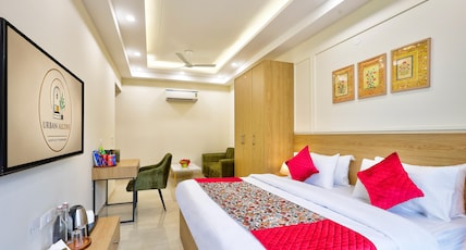 Hotel Urban Alcove Executive Suites & Apartments by Luxe 8 Room Type - Deluxe Studio with Balcony & Kitchen Hotel Urban Alcove Executive Suites & Apartments by Luxe 8 Room Type - Deluxe Studio with Balcony & Kitchen