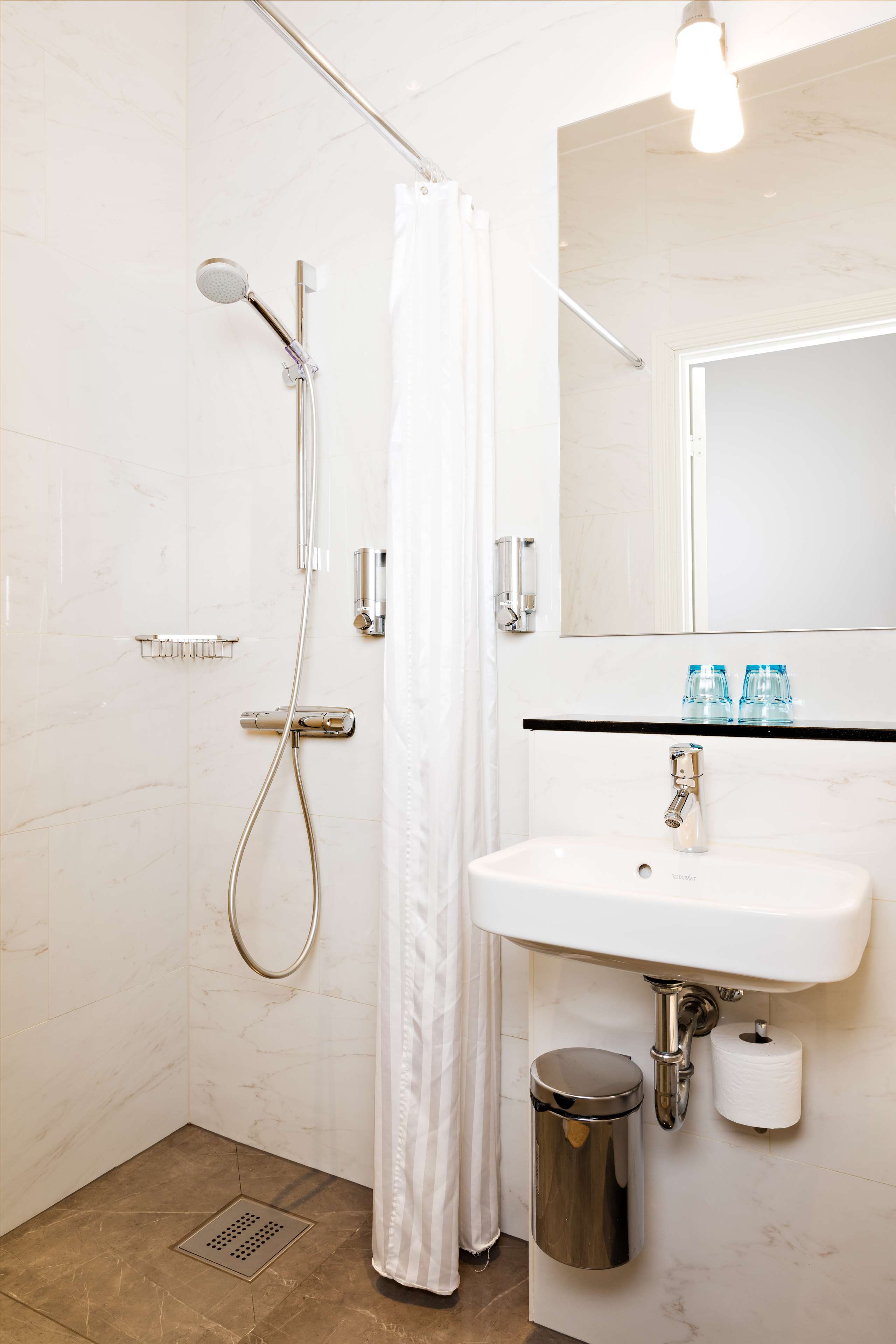Hotel Vasa, Sure Hotel Collection by Best Western - Tap to explore photos