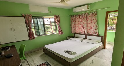 Lake Palace - Near TCS Gitobitan Room Type - Standard Balcony Room