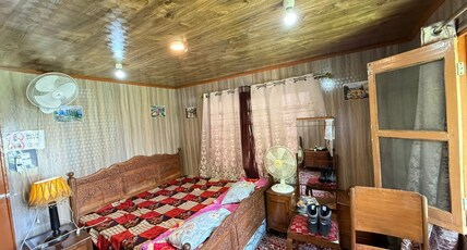 Flora Cottage Room Type - Standard Room
