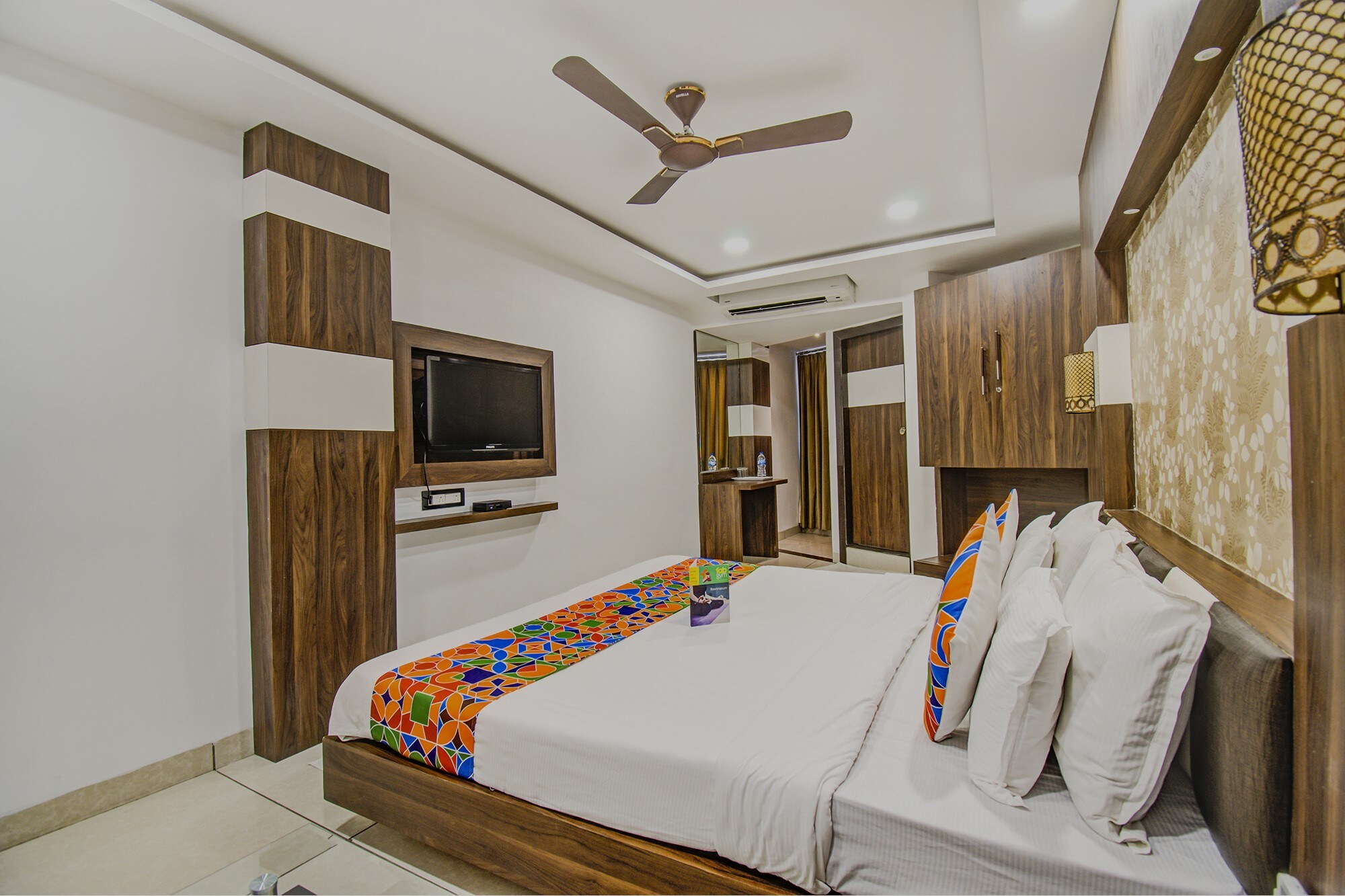 FabHotel Rajnandani Residency- Bhanwarkuan - Tap to explore photos