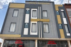 Hotel Narayan.