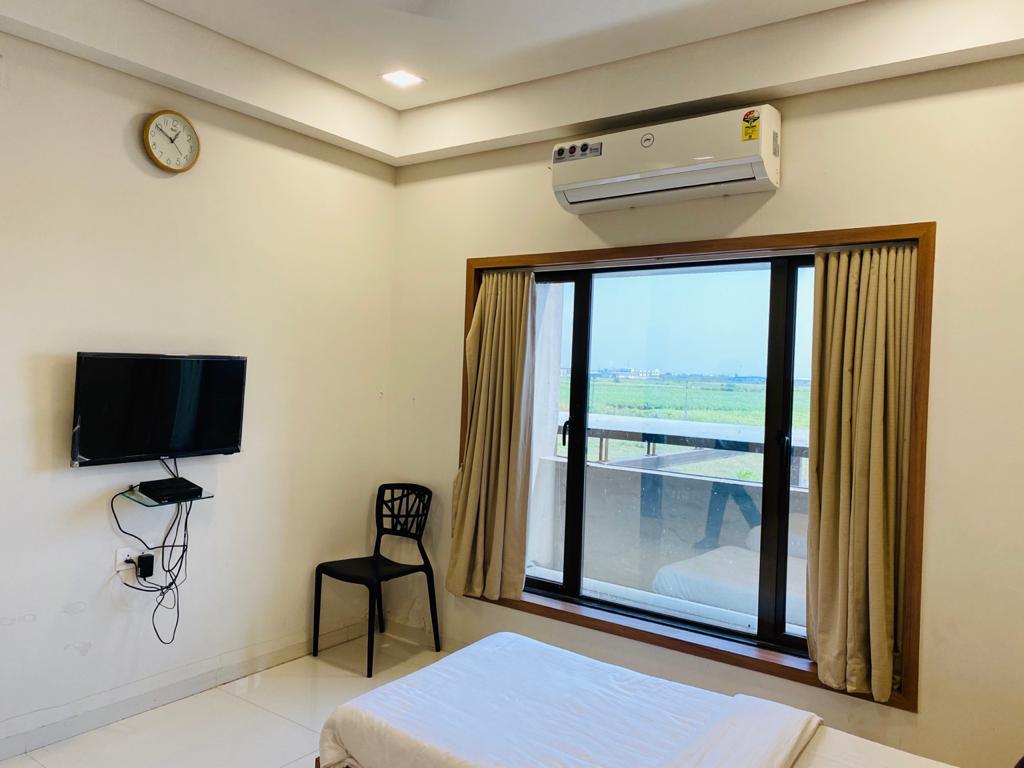 HOTEL AVADH FUN HUB - Tap to explore photos