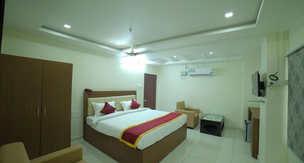 THE EMBASSY HOTEL Room Type - DELUXE