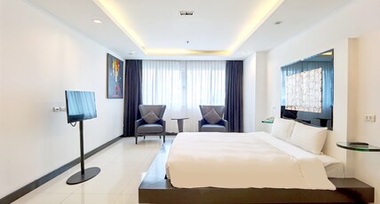 Nova Suites Pattaya by Compass Hospitality Room Type - Triple Superior Room