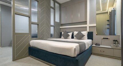 HOTEL MIRACLE Room Type - Royal Suite