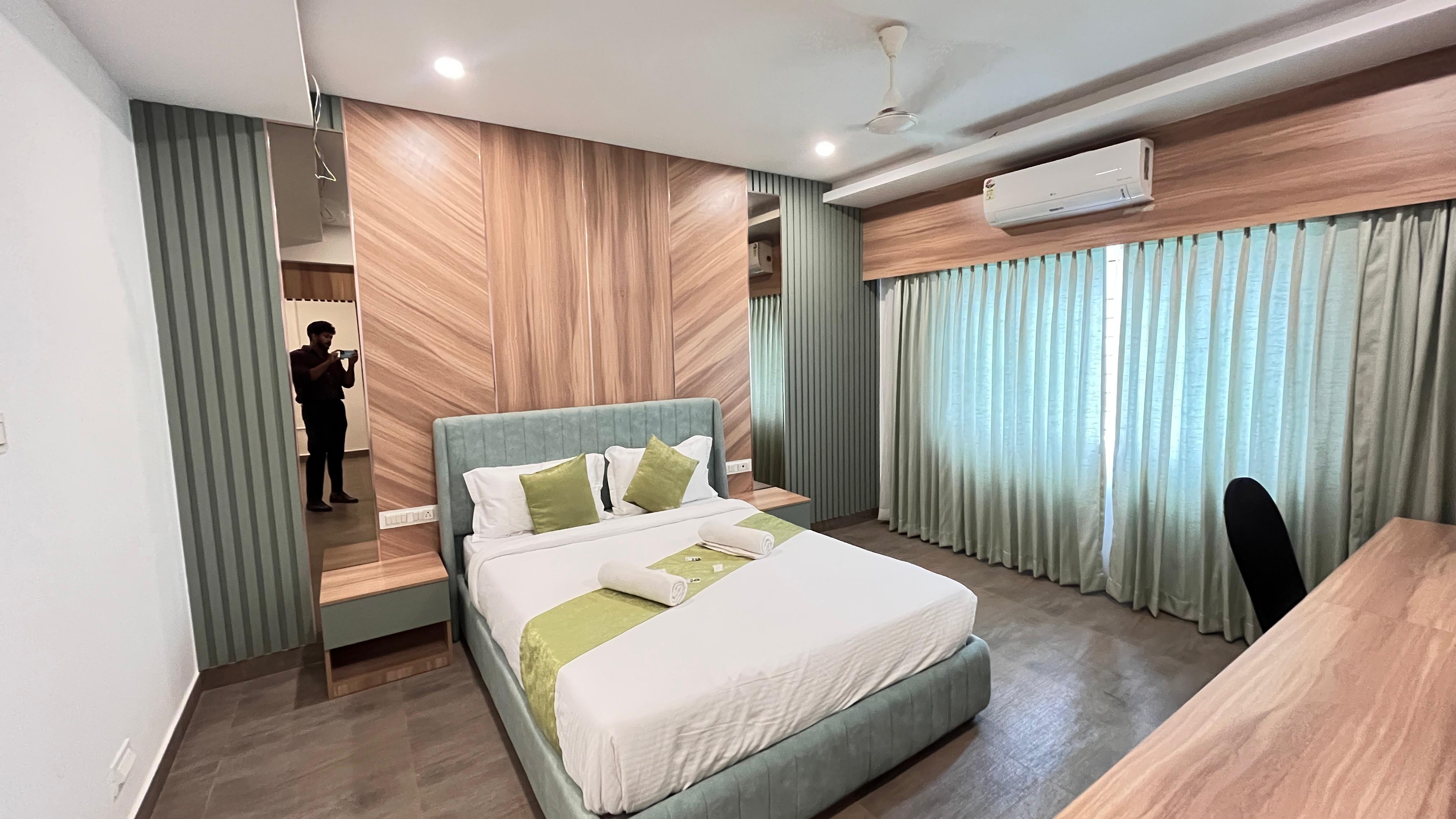 Hotel Heraa - Tap to explore photos