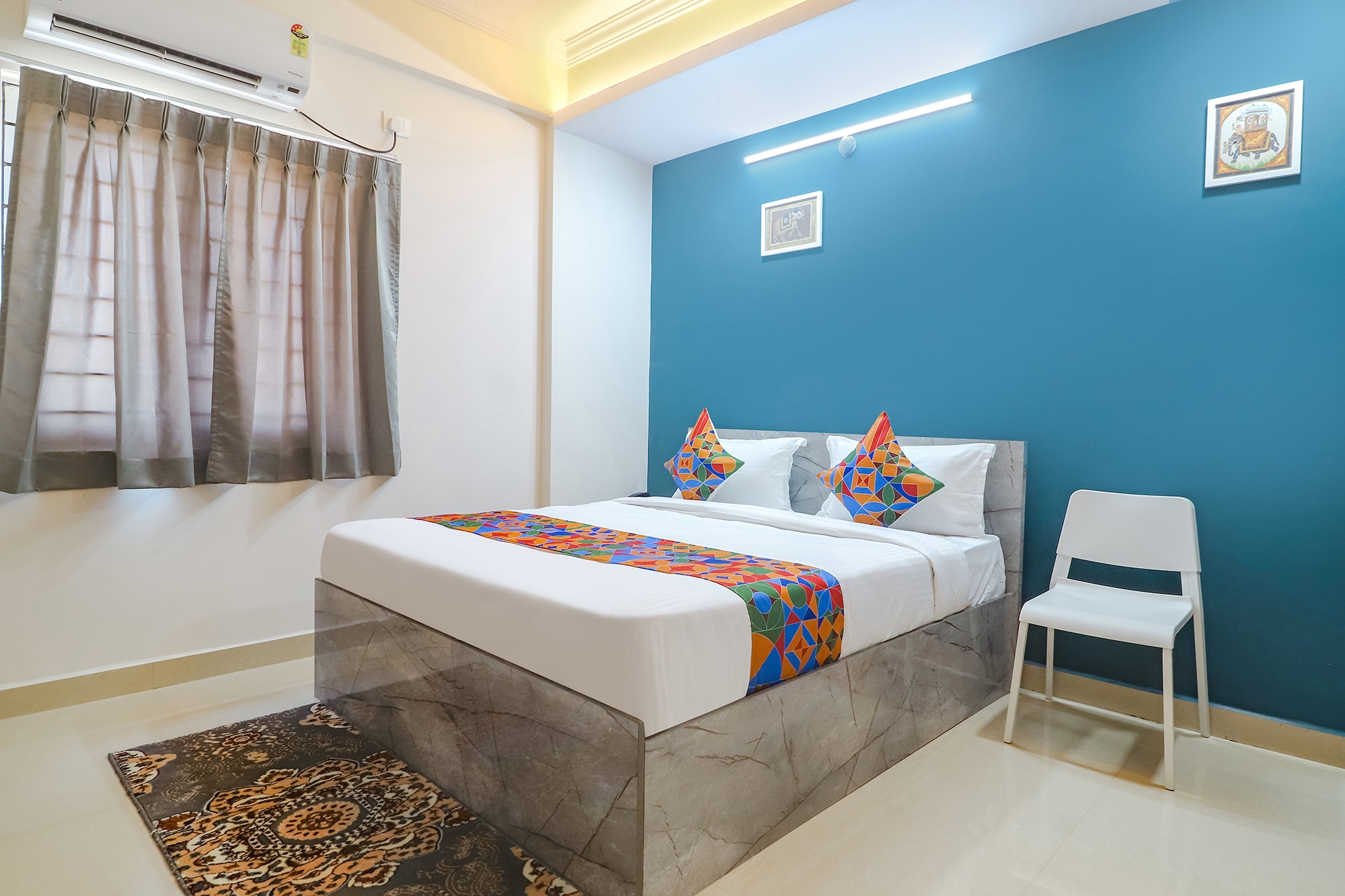 FabHotel Broholic Suites - U.S. Consulate - Tap to explore photos