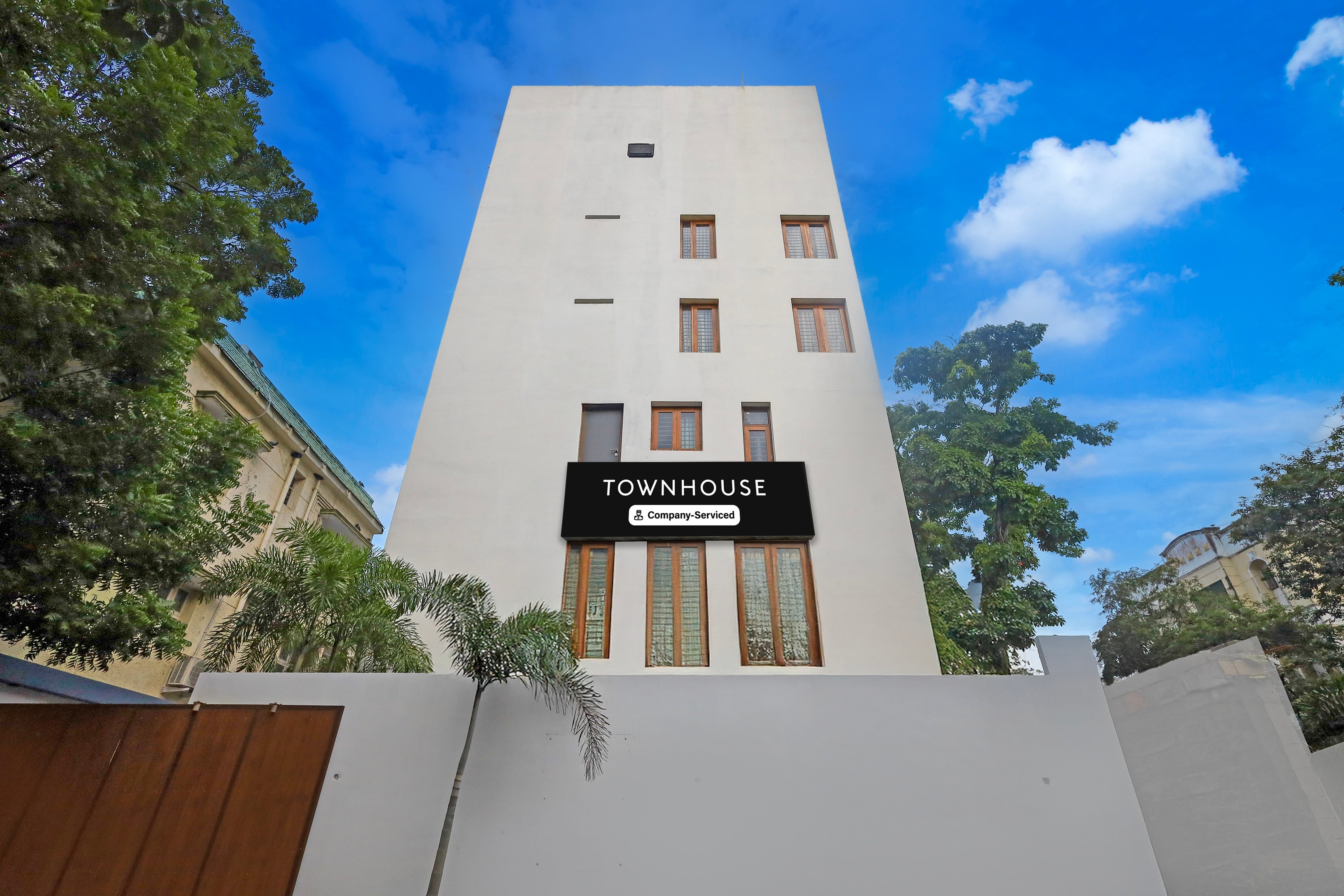 Townhouse Passport Office Saligramam Formerly K.K Nagar Residency - Tap to explore photos