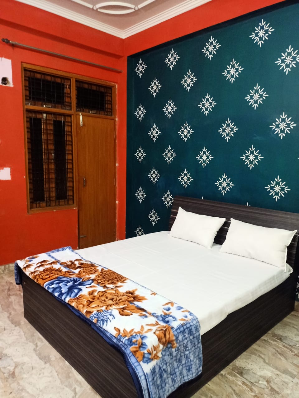 VRR HOMESTAY - Tap to explore photos
