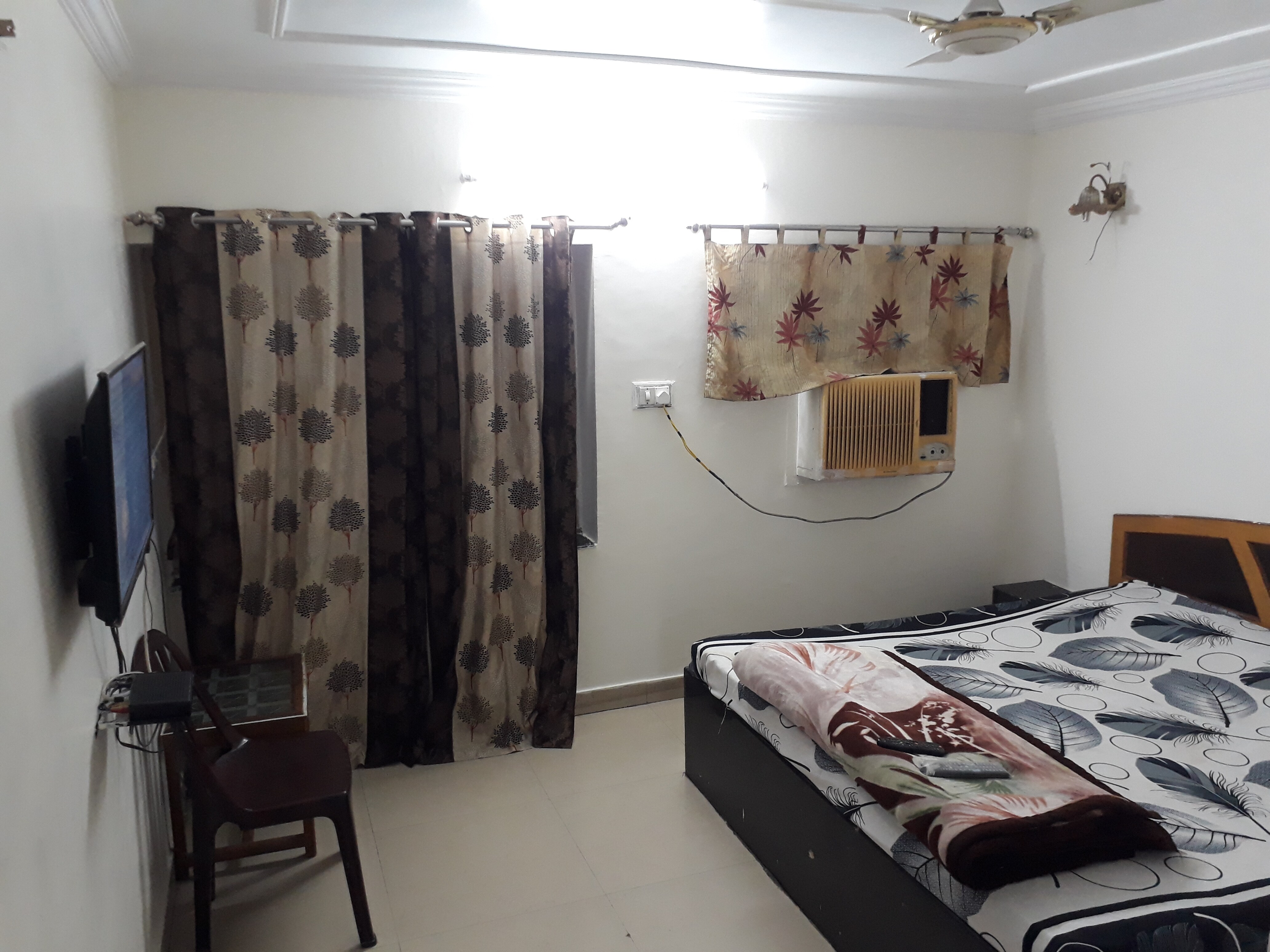 Rajendra Hotel - Tap to explore photos