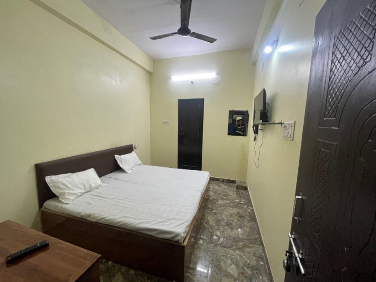 Hotel Bharat - Tap to explore photos