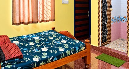 Heaven Stay Villa Room Type - Non AC Deluxe Room