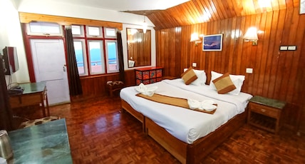Phamrong Retreat Room Type - Super Deluxe Room with Balcony (View) Phamrong Retreat Room Type - Super Deluxe Room with Balcony (View)