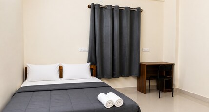 Z Express Solaris Room Type - Standard Queen