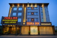 FIORA INN