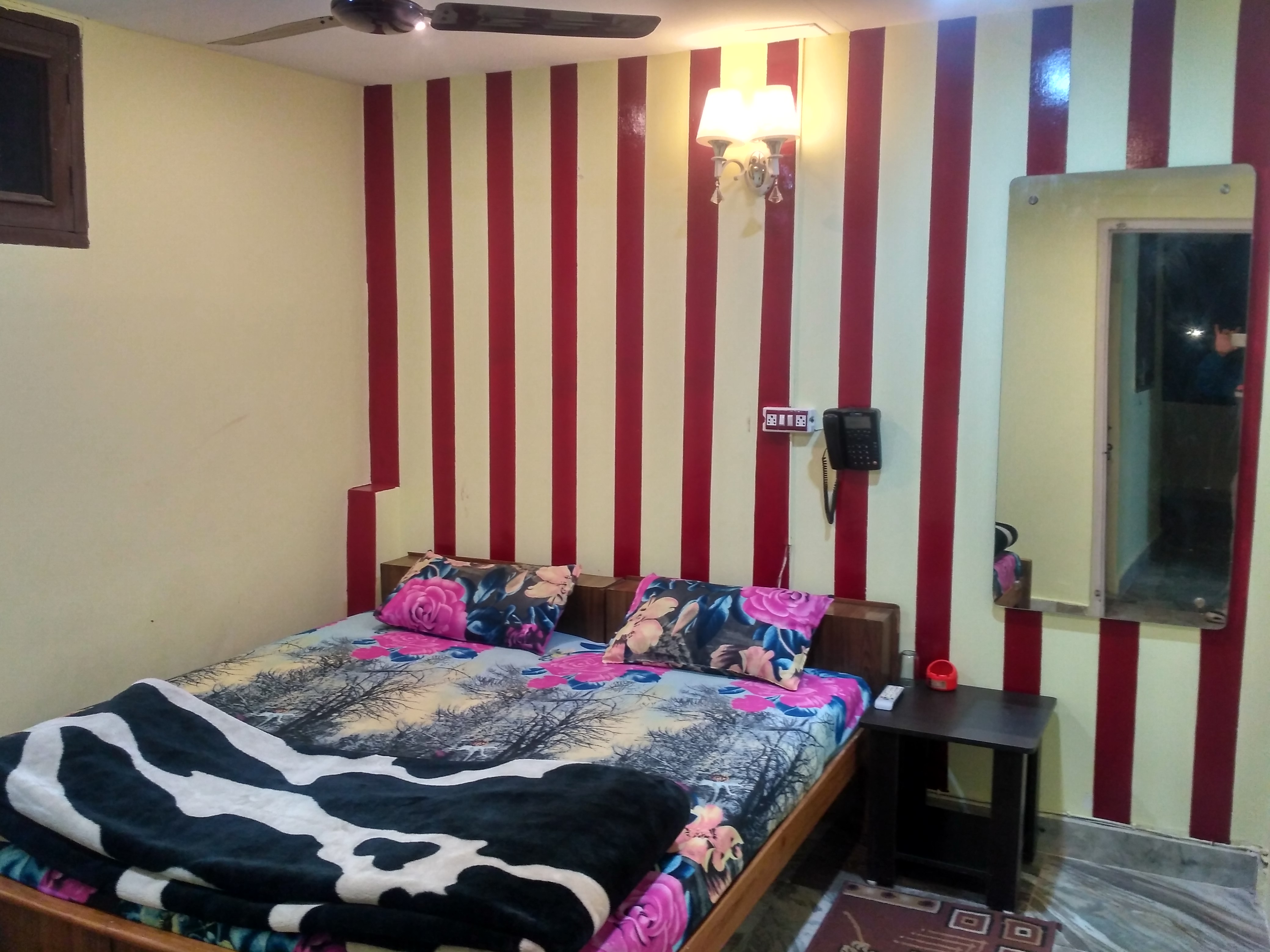 Hotel Alishan - Tap to explore photos