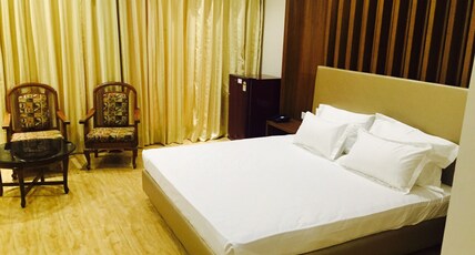 Hotel Barog Heights Room Type - Super Deluxe Room