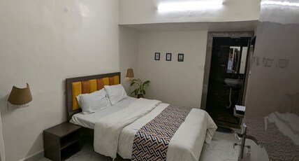 The Vibs International hotel Room Type - Economy Room
