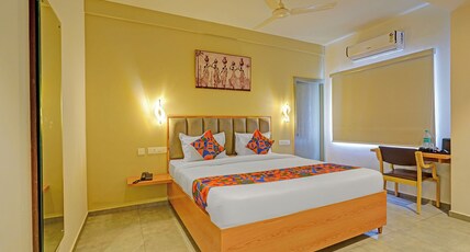 FabHotel Global Stay Rajajinagar Room Type - Deluxe Room