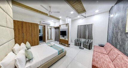 Hotel Shivay International Room Type - ROYAL SUITE ROOM