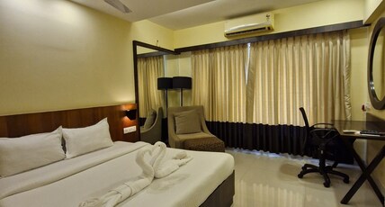 Landmark Hotel Room Type - EXECUTIVE ROOM