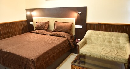 MUNISH RESORTS Room Type - Executive Room Ac