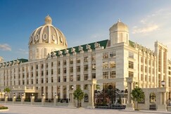 Seven Eleven Hotels & Club