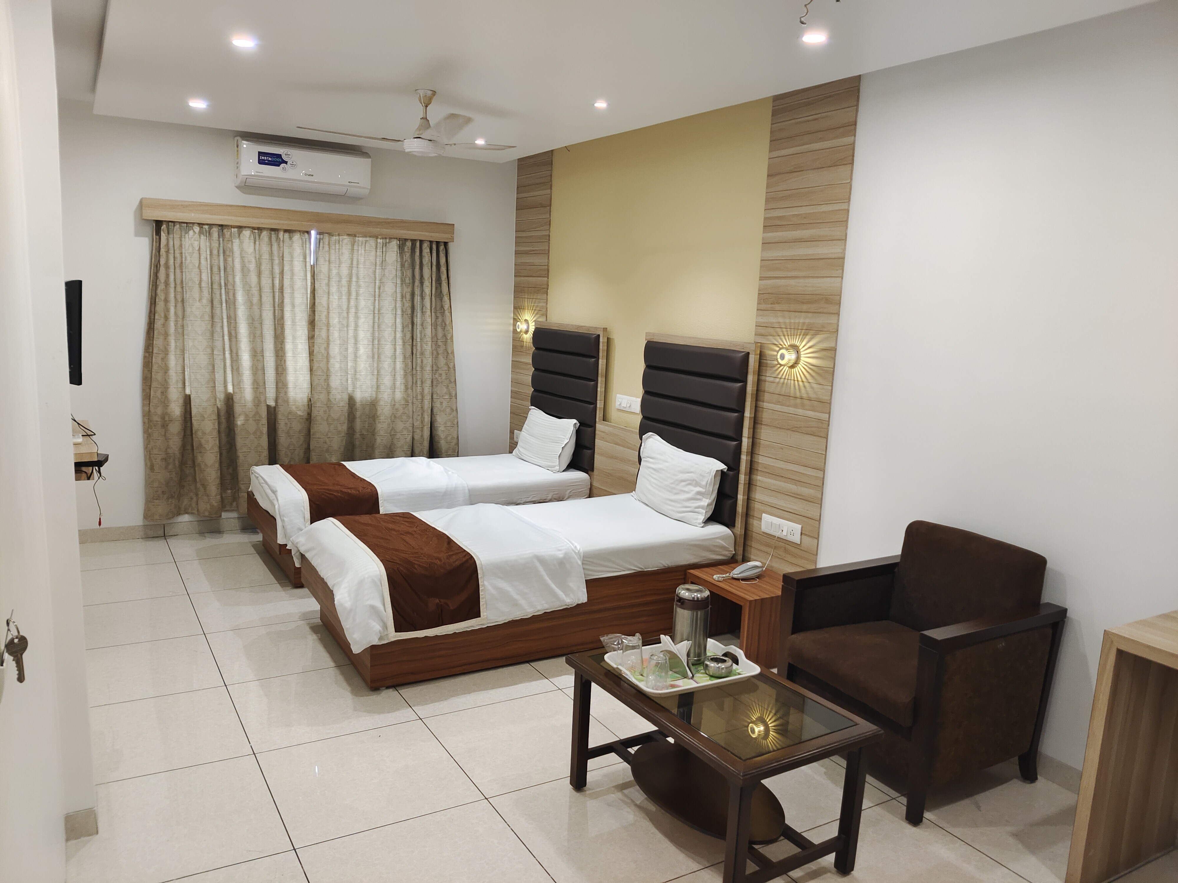 Hotel Sarvoday - Tap to explore photos