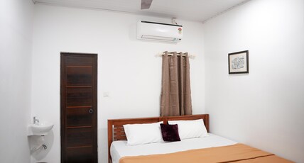 Azurovy Heritage Villa Room Type - Deluxe Double AC Room