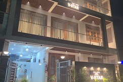HOTEL V STAR