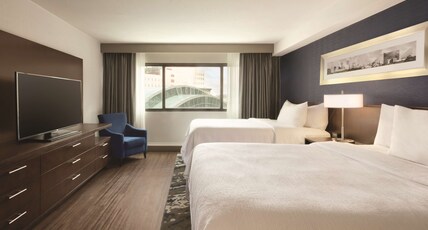 Embassy Suites Indianapolis Downtown Room Type - 2 DOUBLES PREMIUM SUITE