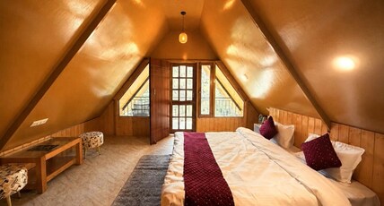 The Baan Chakrata Room Type - Upper Deck Room