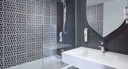 ibis Styles Carcassonne La Cit Room Type - Standard Room with 1 double bed + 2 single sofa beds